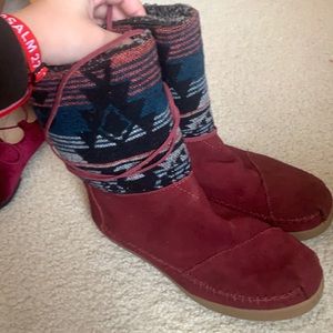 TOMS Moccasin Boots Red